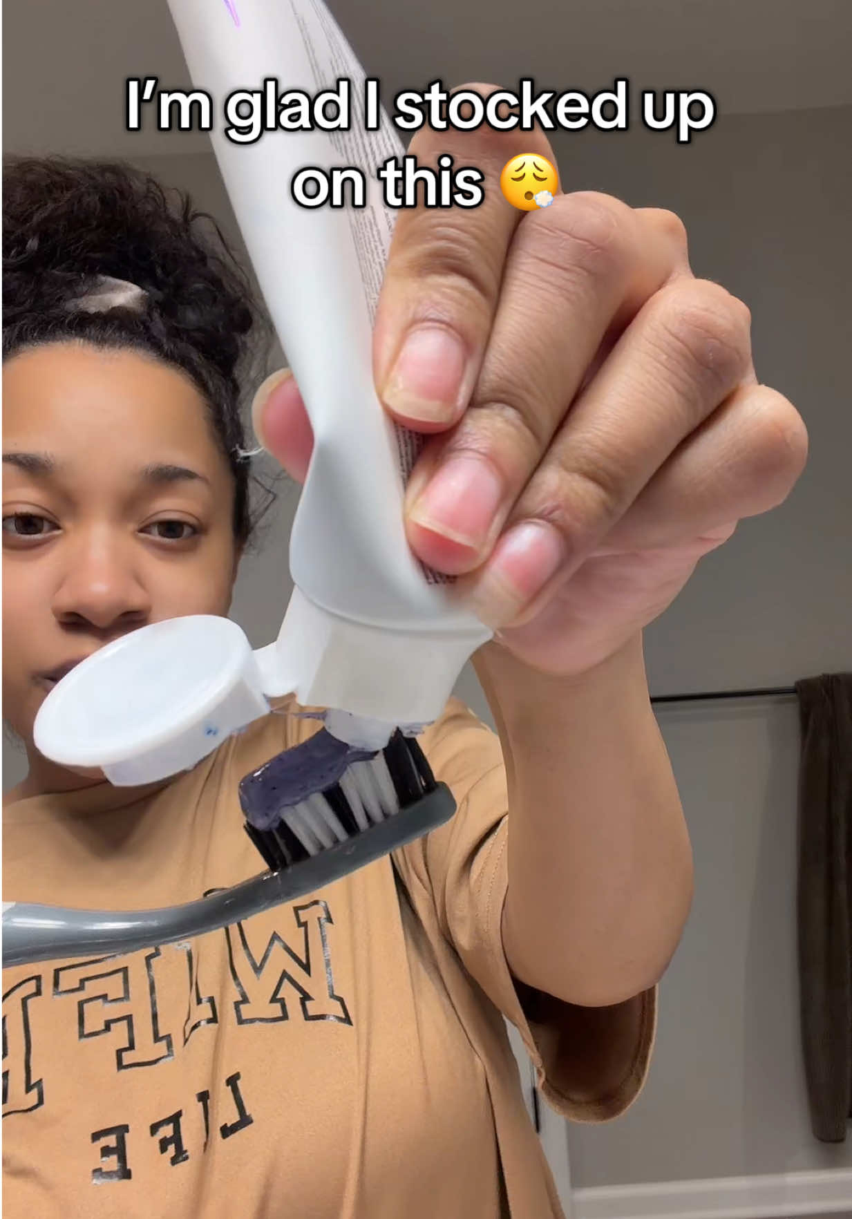 TikTok post by @zariyahnatalya for MS-DRWIKEY. Caption reads: [...] try or make a switch on toothpaste 💜....