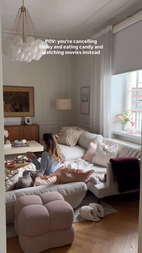 Instagram post by @josefinsvanberg for PÄNDY. Caption reads: Advertisement @pandym2s 🍭 New candy flavor....