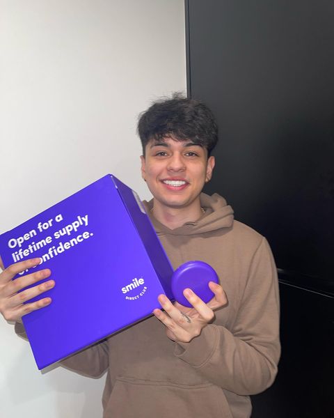 Instagram post by @fabioguerrrraa for SmileDirectClub. Caption reads: Very thankful for @smiledirectclub and how they....