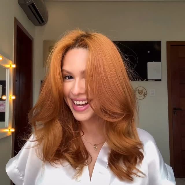 Instagram post by @theulynreis for Forever Liss. Caption reads: Dica de beleza mágica! 🦄✨

Se tu amas o cabelo....