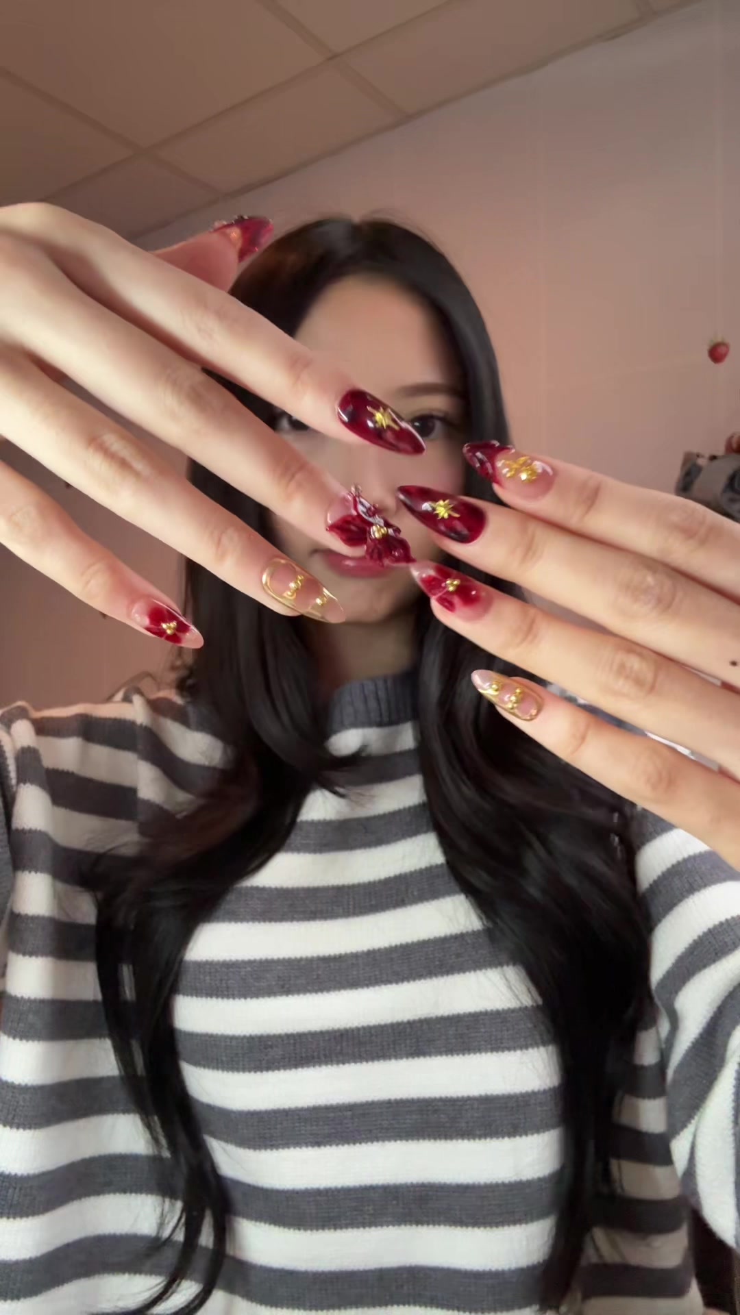 TikTok post by @jjklvr4l for Ersa Nails. Caption reads: in love with this set from Ersa Nails 🎀 so....