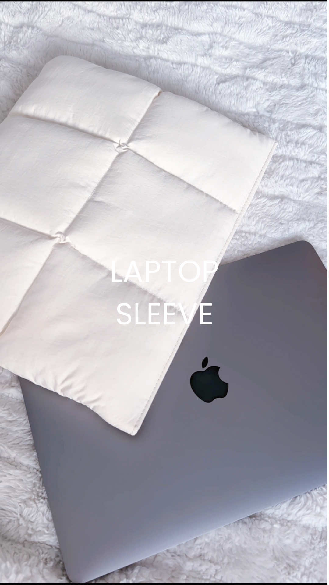 TikTok post by @silv_rlv for Comfyable. Caption reads: [...] #aestheticvibes #techaccessories @Comfyable....