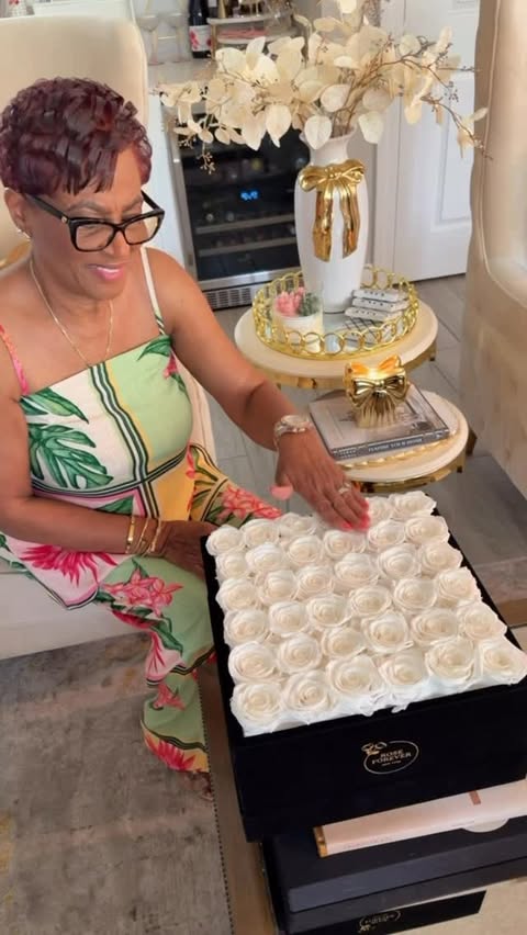 Instagram post by @sandraleestylez for Rose Forever. Caption reads: [...] for these real roses from @roseforever_ny....