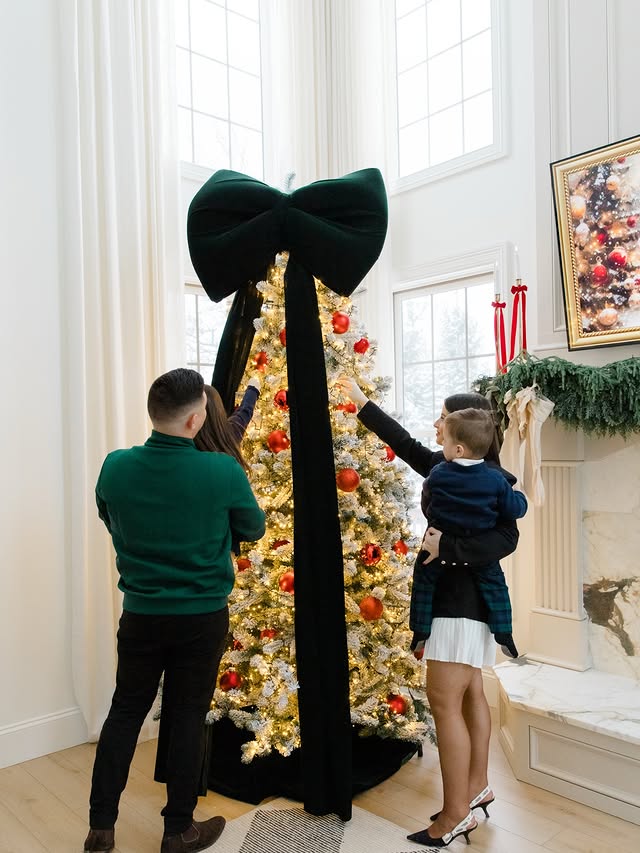 Instagram post by @homebyxi for King of Christmas. Caption reads: Wishing you a happy Christmas from our family to....