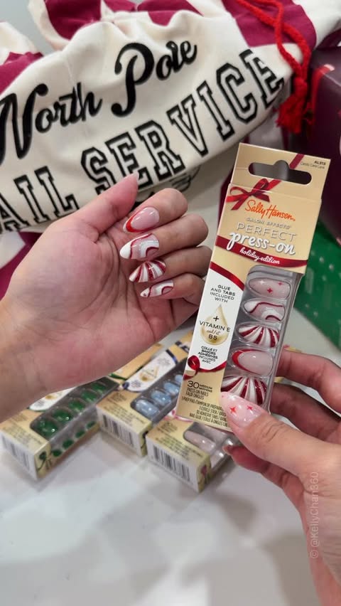 Instagram post by @kellychan360 for Sally Hansen. Caption reads: [...] for you @sally_hansen 🎅🏼❤️🤍✨

Wearing the....