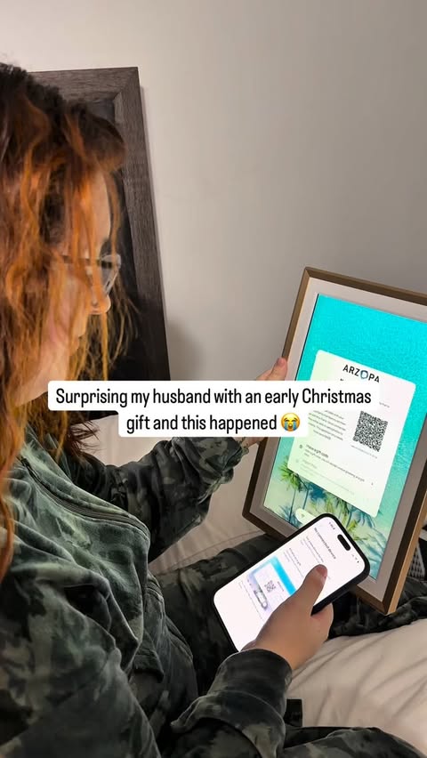 Instagram post by @themacfamilyy for ARZOPA. Caption reads: [...] early Christmas gift and this happened....