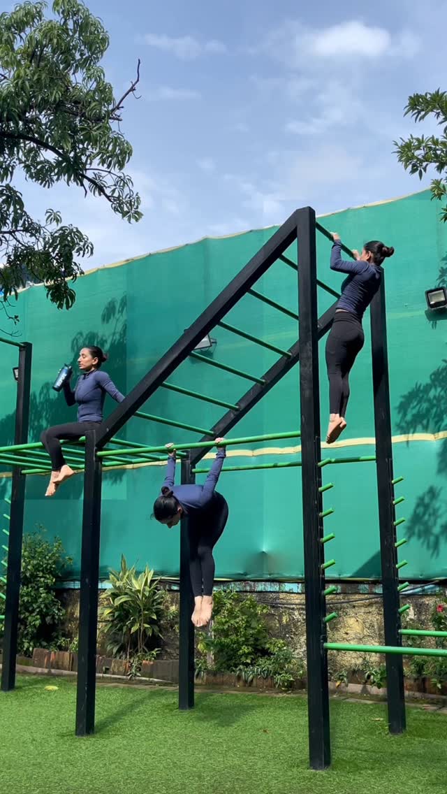 Instagram post by @simrankaurpurewal for Isopure. Caption reads: Caught a glitch… turns out it’s just Isopure....