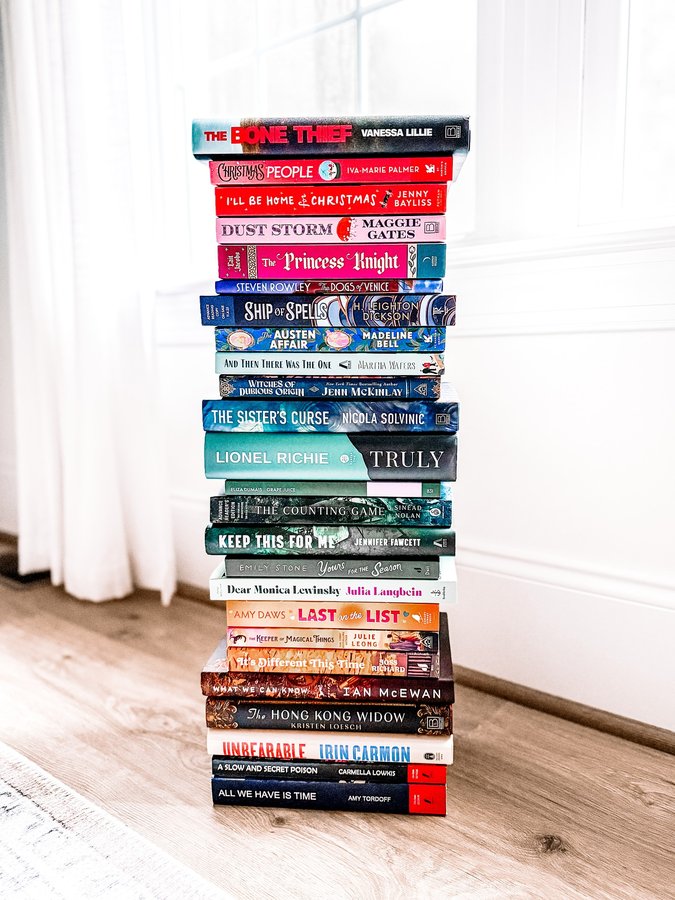 Instagram post by @marensreads for Putnam Books. Caption reads: 📬 𝗕𝗢𝗢𝗞 𝗠𝗔𝗜𝗟 

Happy Monday, friends! I’m....