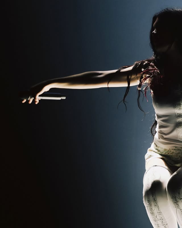 Instagram post by @deaniechen for NikonUSA. Caption reads: [...] moments from October.  Thank you @NikonUSA....