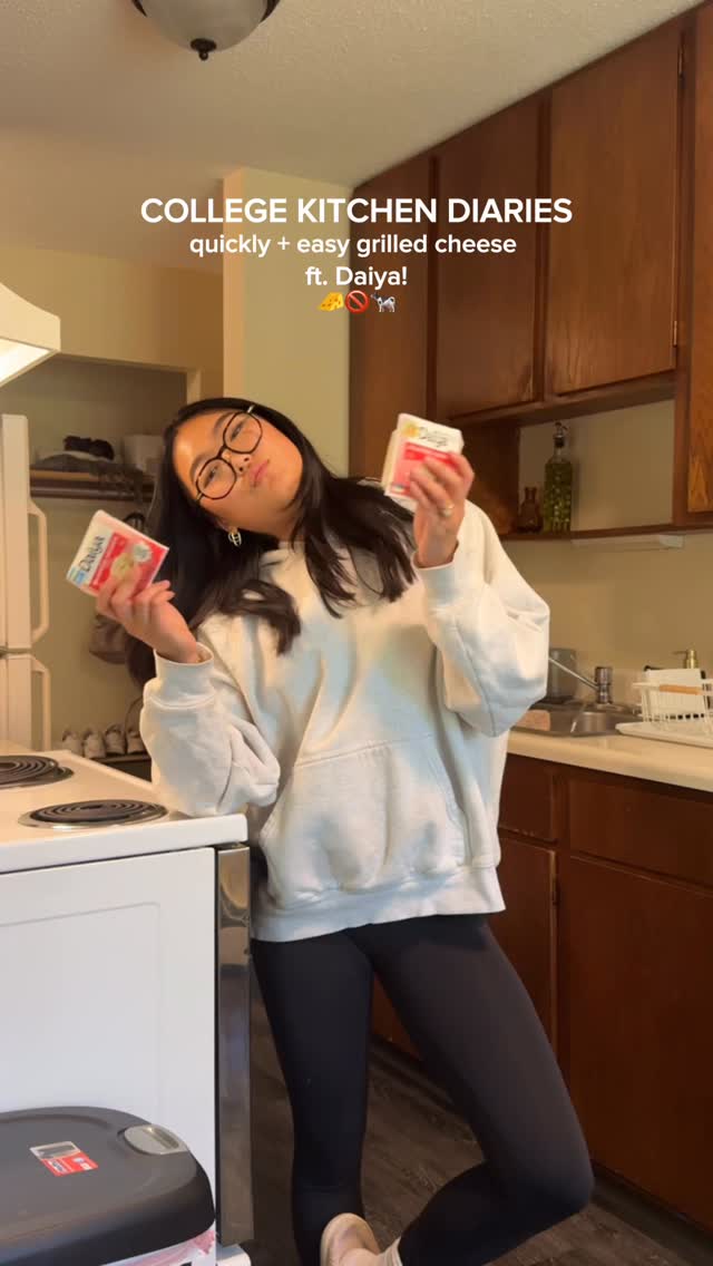 Instagram post by @bethany.wer for Daiya Foods. Caption reads: [...] hall can compete with the flavor of....