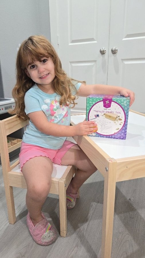 Instagram post by @therossdoll for Pinwheel Crafts. Caption reads: Creating magical memories with my little one....