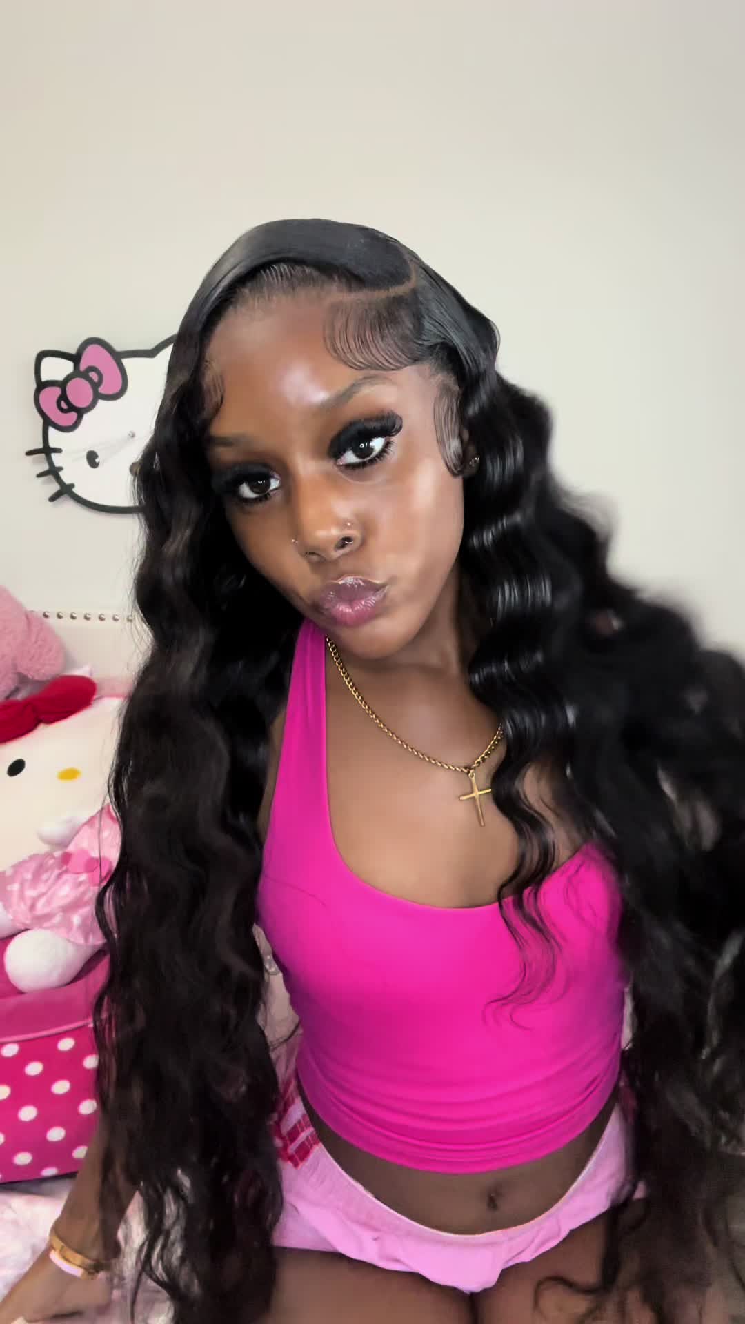 TikTok post by @yayaameshelle for Zlike Hair. Caption reads: [...] the cart to get this wug 😍#foryoupage....