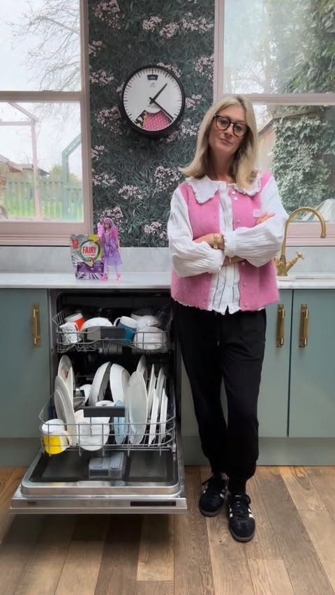 Instagram post by @pinkhouseliving for SuperSavvyMe. Caption reads: ad - I’m definitely not someone who believes....