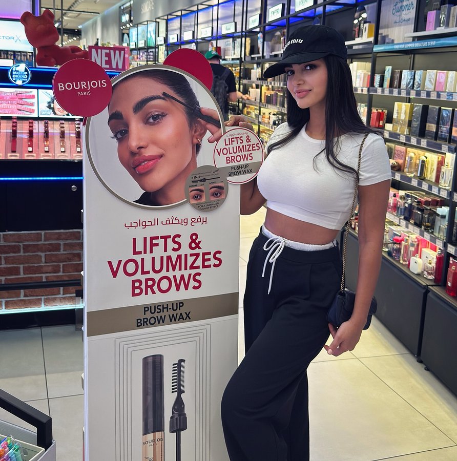 Instagram post by @setii___2 for Bourjois Paris. Caption reads: My last camping shoot for @bourjoisparis....