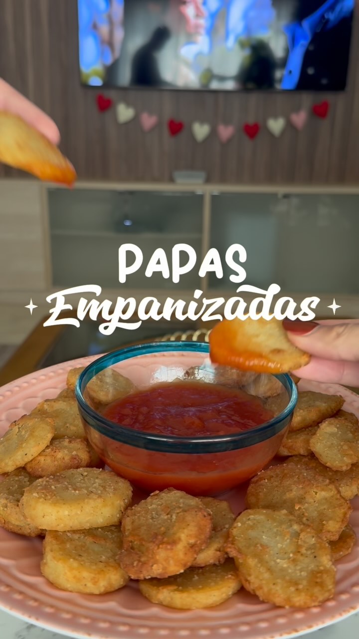 Instagram post by @gabysantosg for Del Monte. Caption reads: Te cuento mi secreto para unas papas empanizadas....