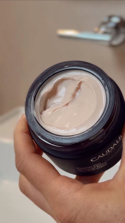 Instagram post by @lindsaysilb for Caudalie. Caption reads: [...] to lately — WHO ELSE IS ON BOARD??....