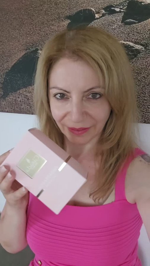 Instagram post by @swissfragrance_pro for Gisada. Caption reads: [...] @swissfragrance_pro @gisadaofficial.