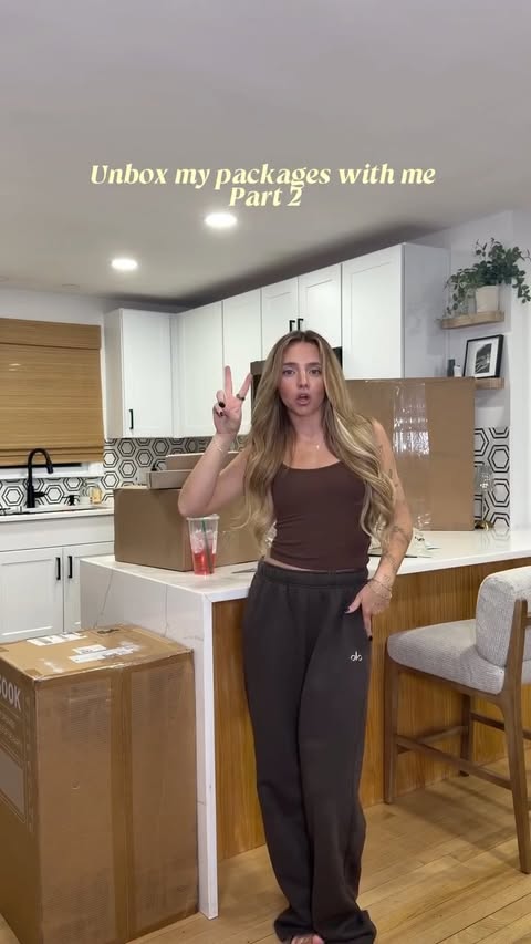 Instagram post by @kaganbrooks for Cozy Earth. Caption reads: Unbox my packages with me Part 2 📦🫶🏼 #unboxing....