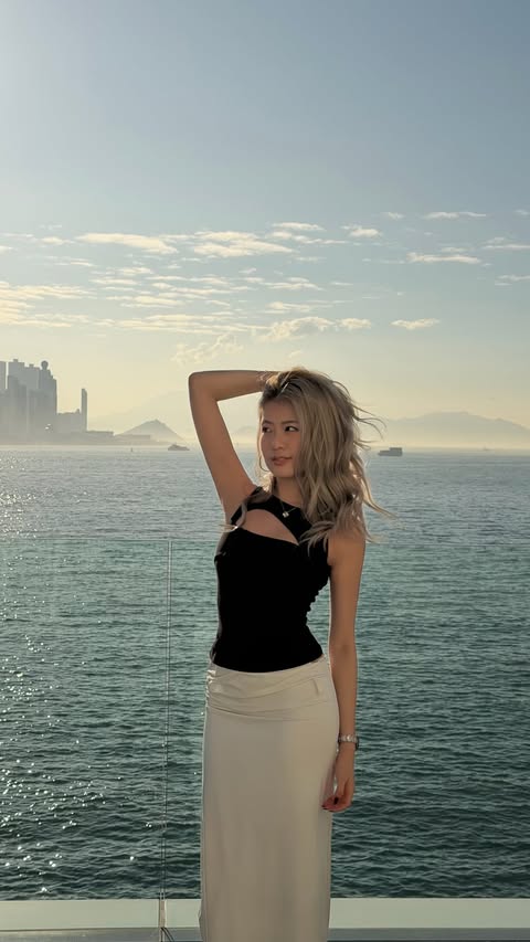 Instagram post by @capyhailey for Marriott Bonvoy. Caption reads: [...] these lil Hong Kong gems through....