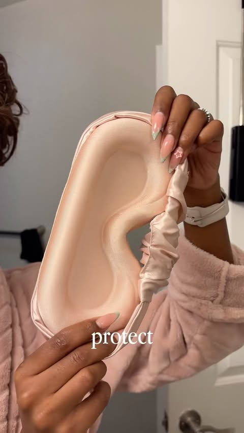 Instagram post by @kayamire for Kitsch. Caption reads: hoping it works 🤞🏾 @mykitsch #kitsch #eyemask....