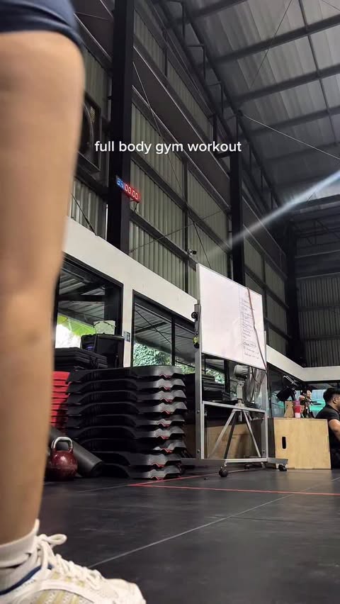 Instagram post by @ppuvadee for BetterMe. Caption reads: [...] body day🫶🏻 follow along videos on....