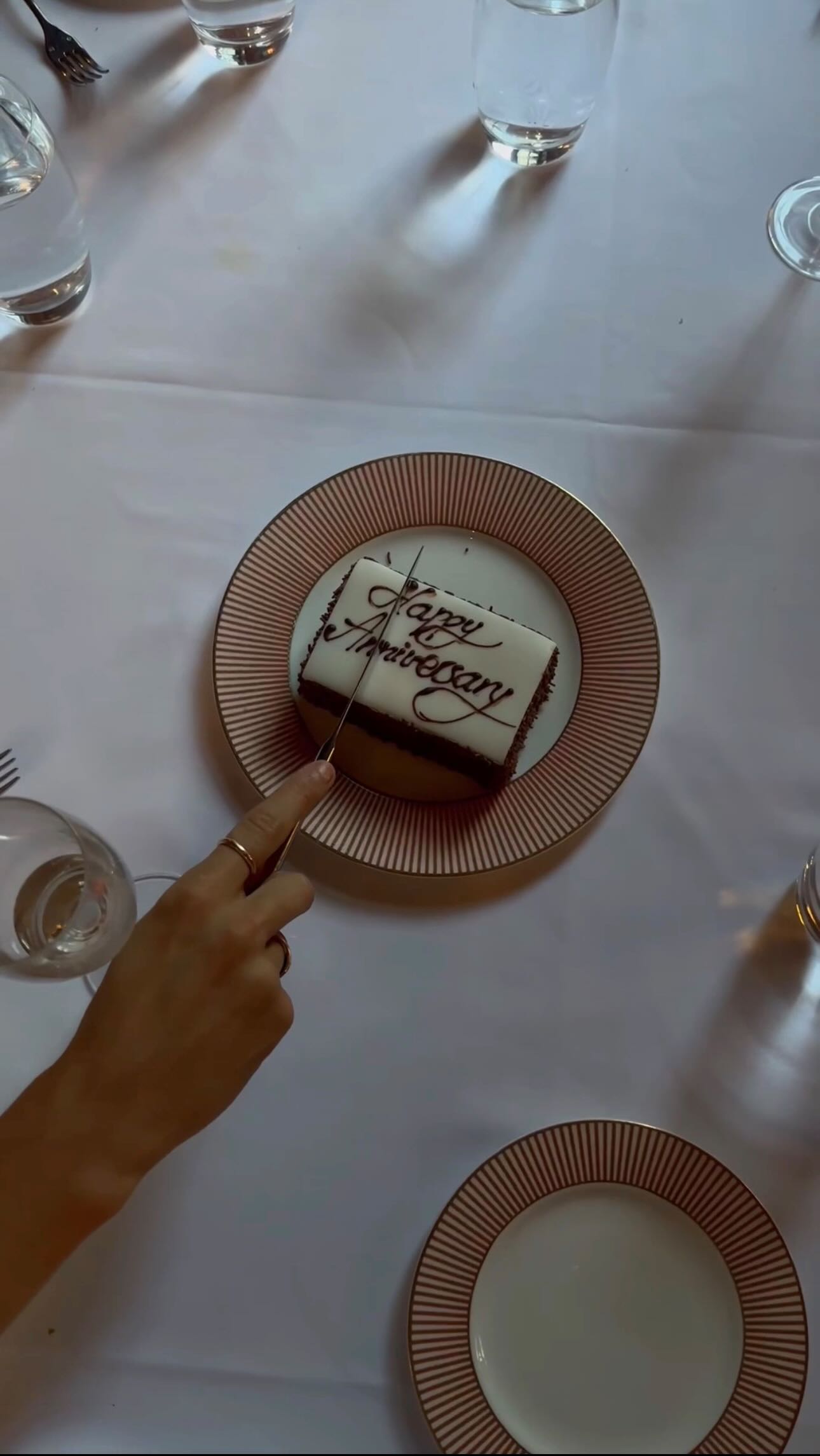 Instagram post by @annamaguire9 for Lulu Guinness. Caption reads: all black everythang 🧚🏼‍♀️🖤

@lulu_guinness ad....