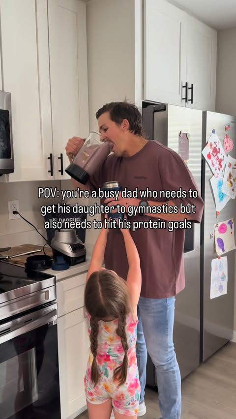 Instagram post by @delahaye_jt for DADFUEL. Caption reads: This is my go to shake when I don’t have time to....