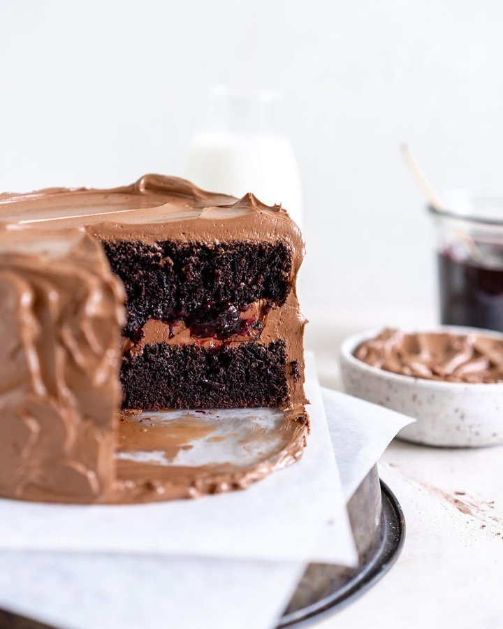 Instagram post by @cloudykitchen for Bake from Scratch. Caption reads: Happy Friday. Here’s my cake guts 💕 There’s a new....