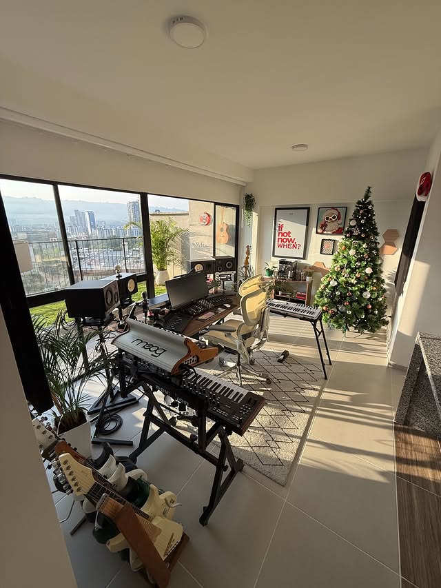 Instagram post by @scenarecords for Reverb. Caption reads: 🎄✨ First Christmas in this new space.
No snow, no....