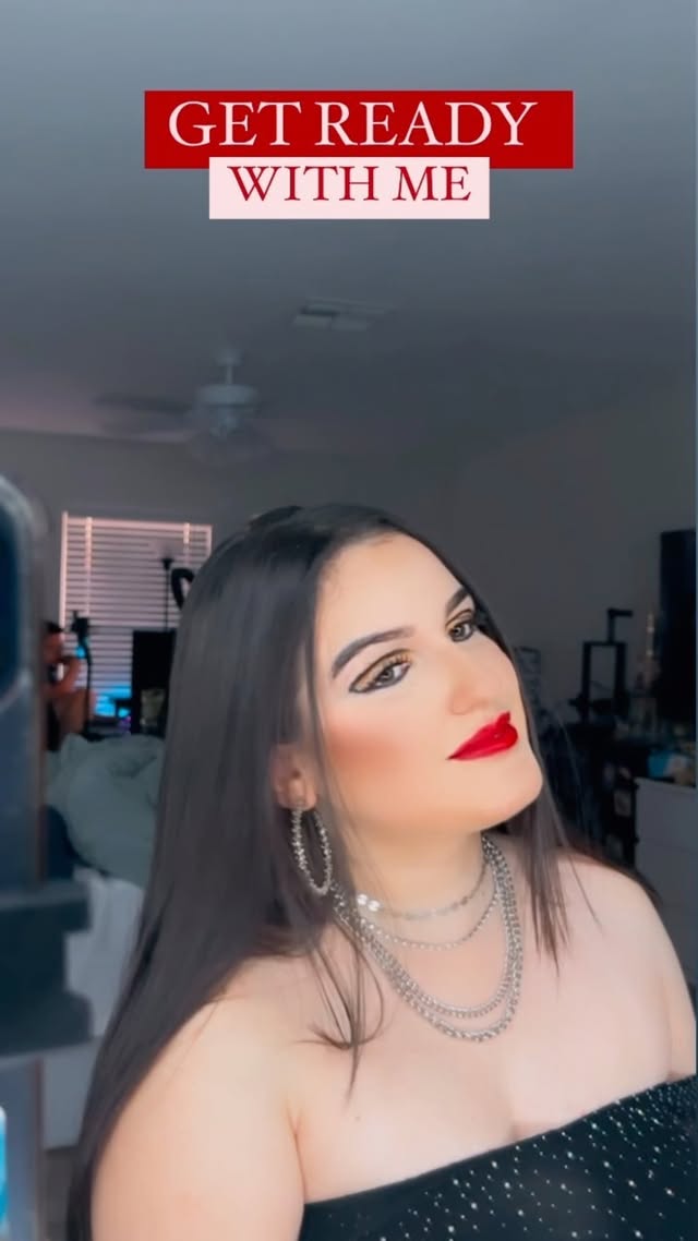 Instagram post by @jessicaseccadio for BH Cosmetics. Caption reads: [...] with me on Saturday night! Makeup:....