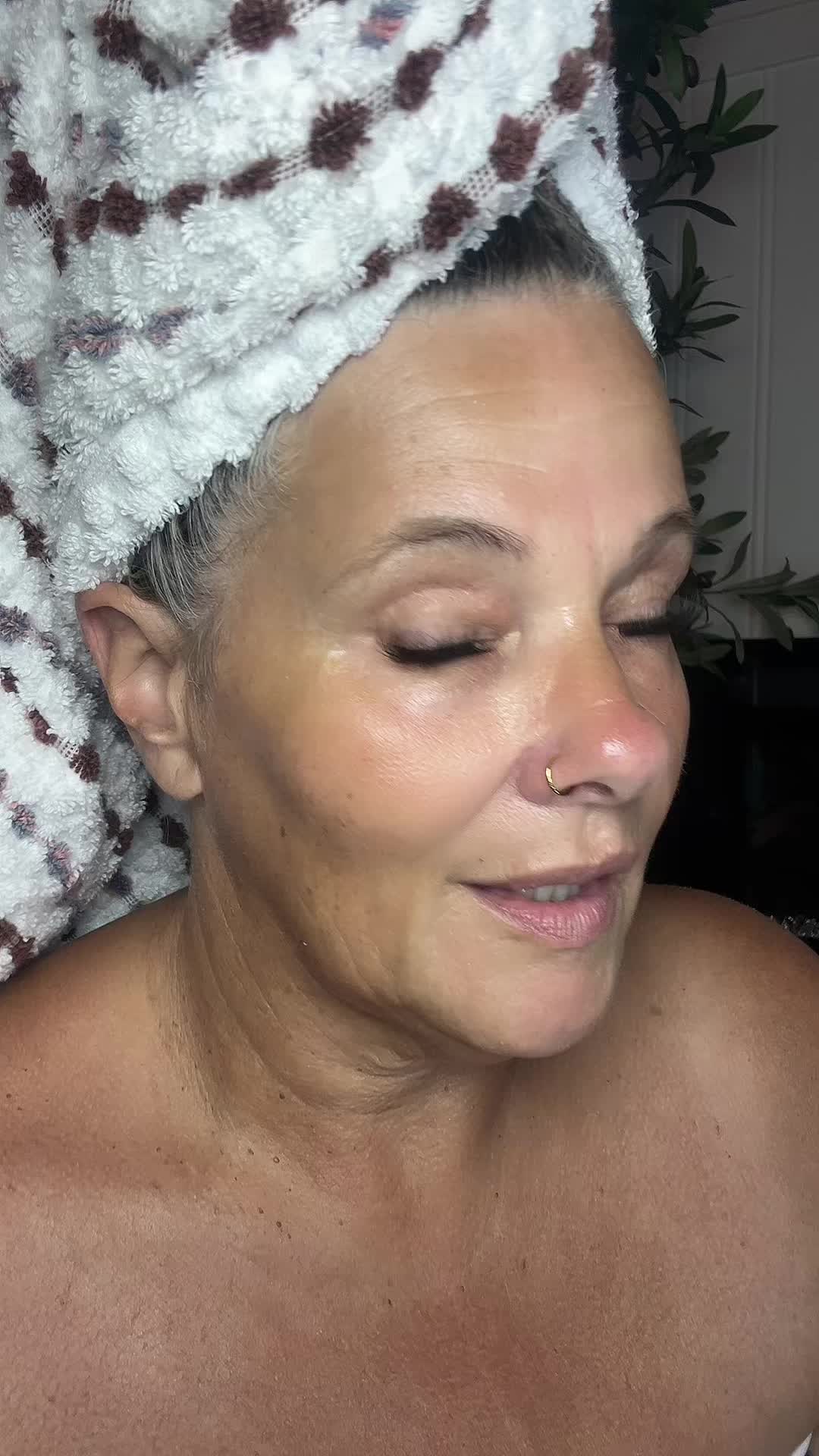 TikTok post by @babzy531 for Vogcrest. Caption reads: [...] removal #hairremovalhack #facialhair....