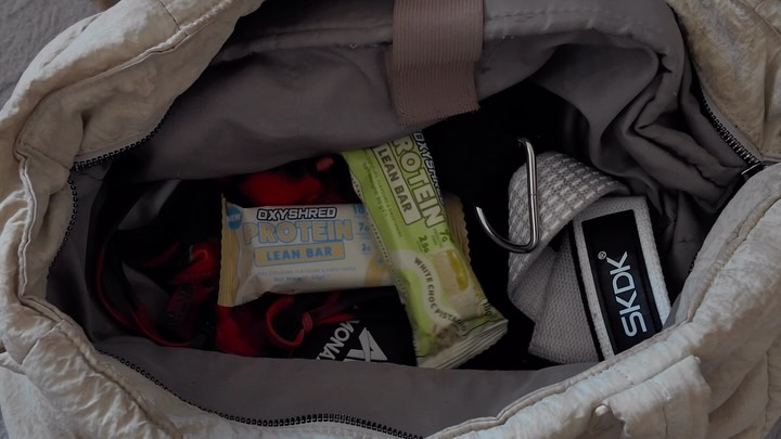 Instagram post by @nicolegoulding_ for OxyShred. Caption reads: [...] the backbone of my shred this spring: •....