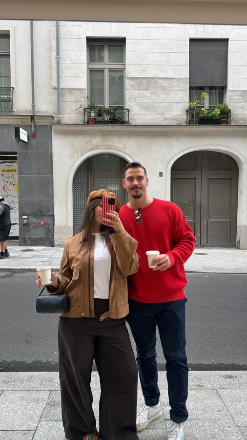 Instagram post by @hopeannwilliams for Herbal Essences. Caption reads: How to make your crush obsessed with you 101 👀💖....