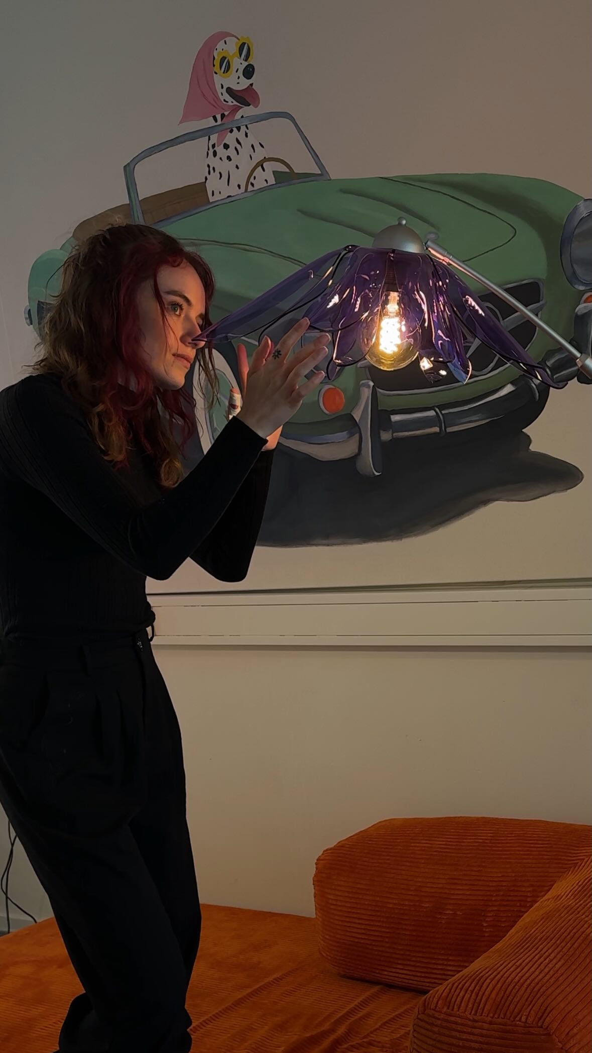 Instagram post by @lumenbylid for Philips Hue. Caption reads: [...] think of the final result? 💡 

Bulb:....