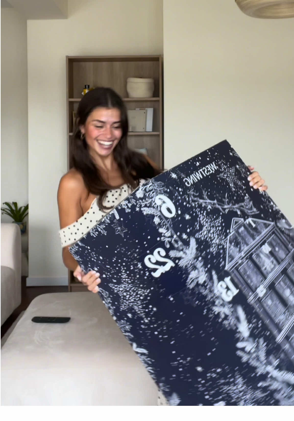 TikTok post by @luisinha_oliveira for Westwing. Caption reads: Disclaimer: I recorded this in October (that’s why....