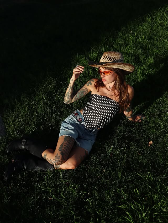 Instagram post by @taympala for GAP. Caption reads: FESTIVAL SZN 🫱🏻‍🫲🏼 @gap #festivalfashion....