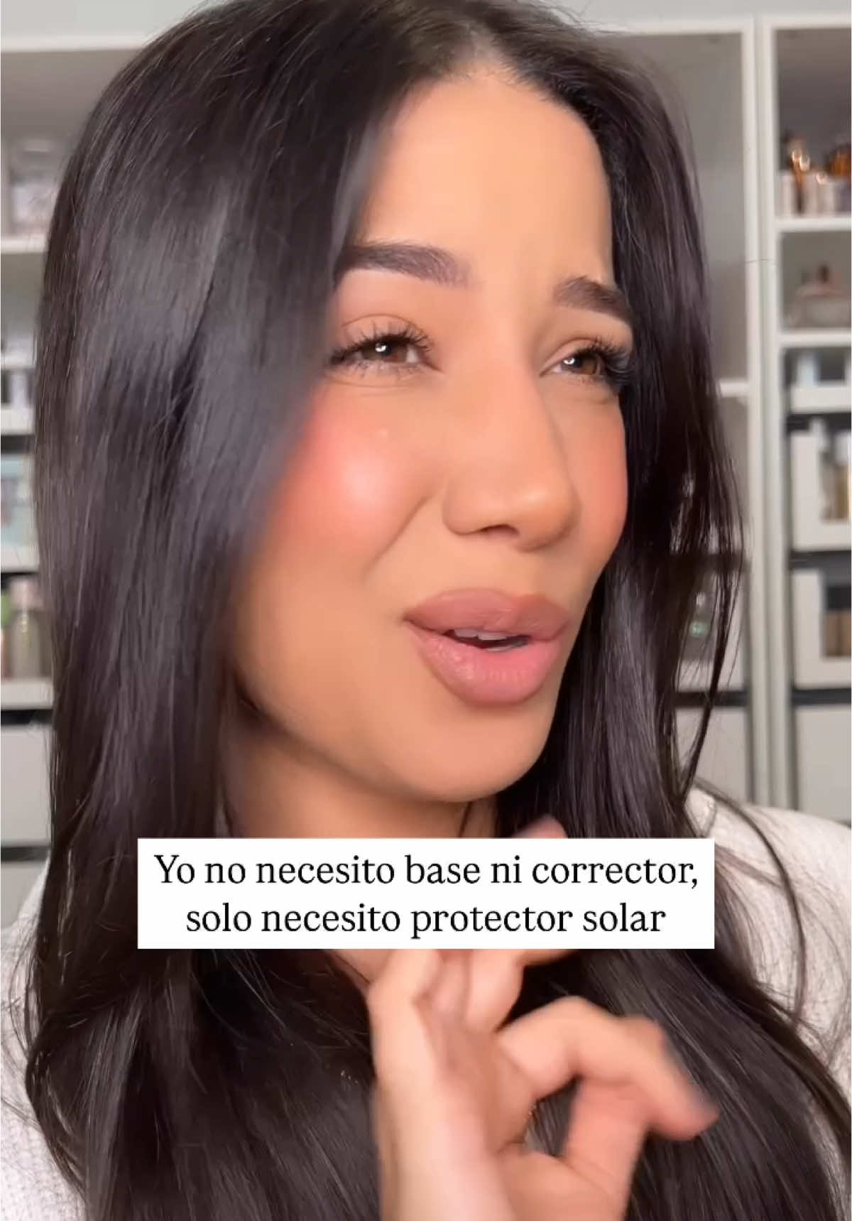 TikTok post by @glambygerys for Supergoop. Caption reads: [...] en un solo envase. ¡Protec(tint) de....