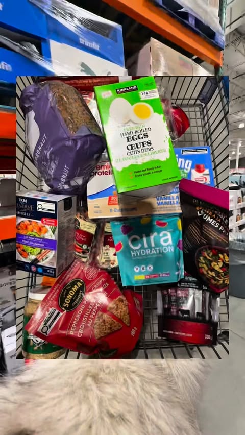 Instagram post by @paigemjohnston_ for Cira Nutrition. Caption reads: [...] haul 📌& don’t forget to pick up....