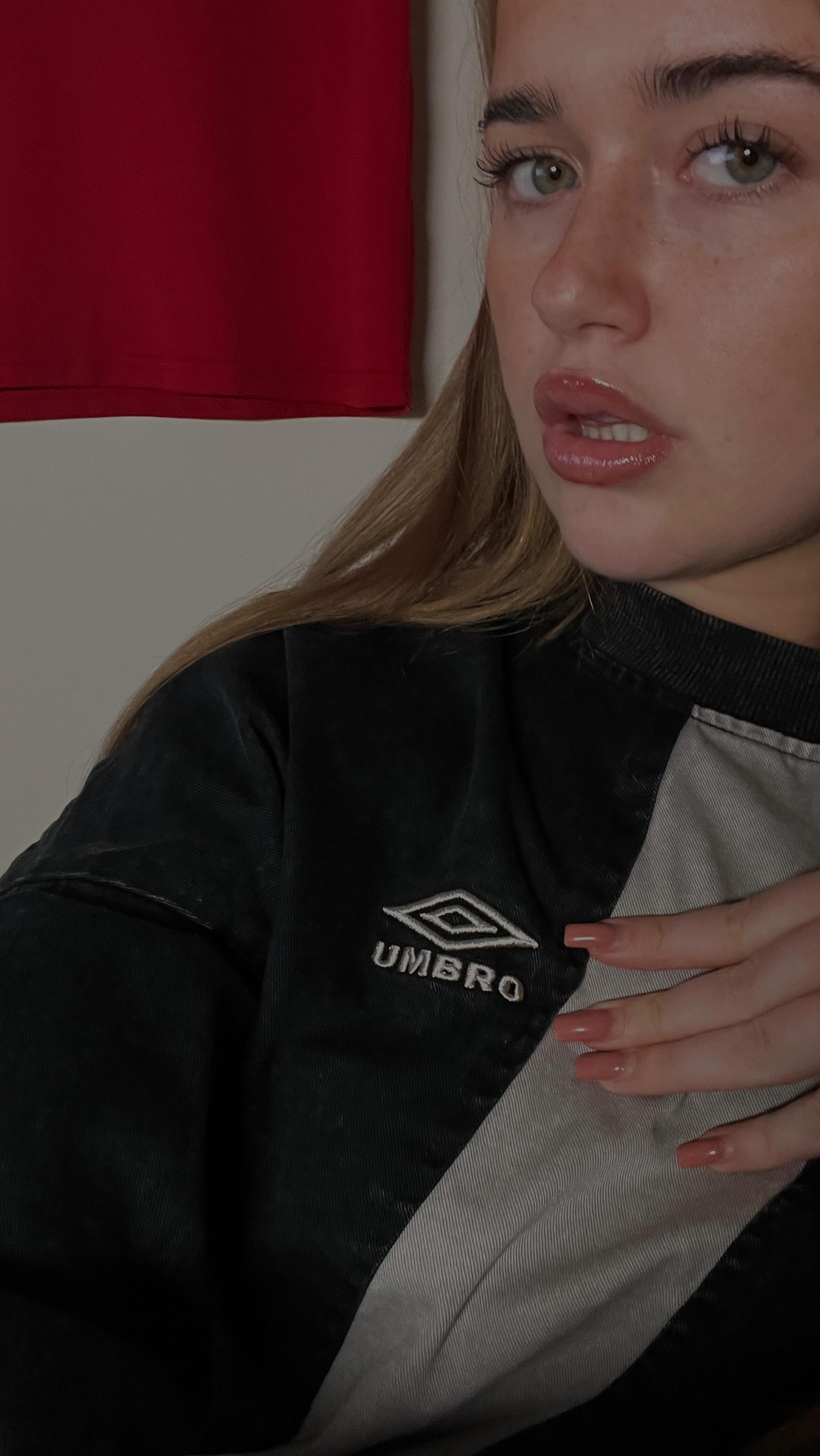 Instagram post by @_kadie_leigh_ for Umbro. Caption reads: [...] jumper is from the Nothern Quarter....