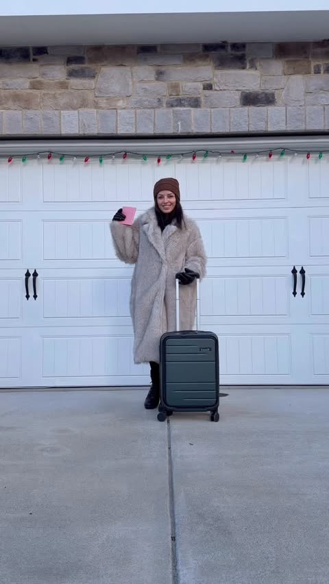 Instagram post by @merhabaamericaa for LuggeX. Caption reads: Spring, summer, fall, winter🌸🌞🍁❄️....