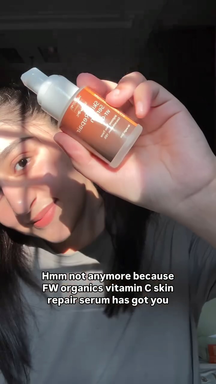 Instagram post by @i_am_reeha for FWOrganics. Caption reads: Summer Sale is live too🙂‍↔️ Discount code....