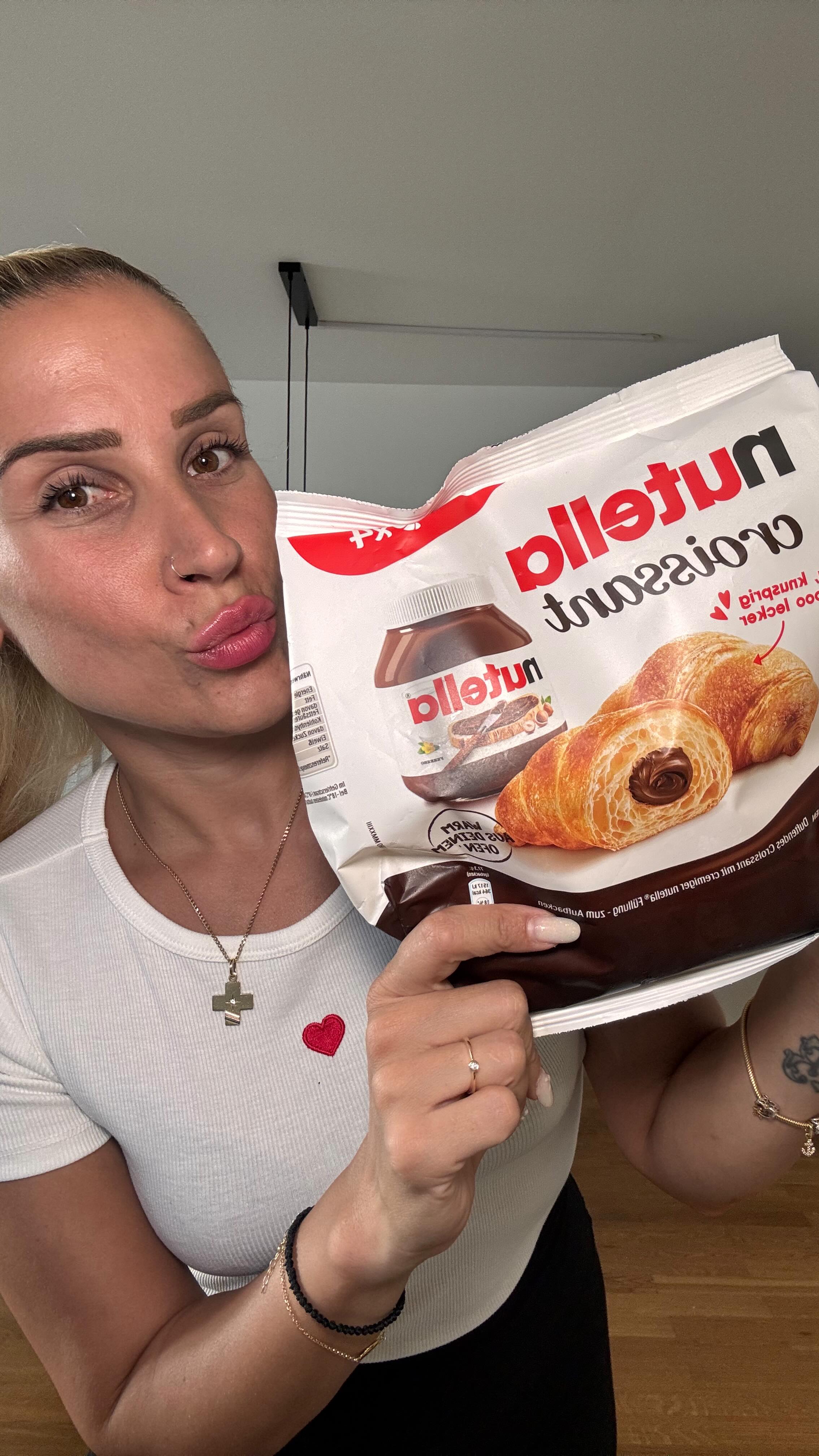 Instagram post by @eirinipanou_ for brandsyoulove.de. Caption reads: *[Anzeige/Werbung] ✨

Das Haus hat nach diesen....