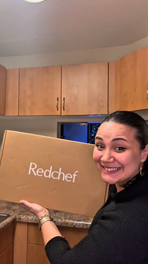 Instagram post by @lunayhilal for Redchef Home. Caption reads: Cooking just got prettier 🍳✨
Loving this Redchef....