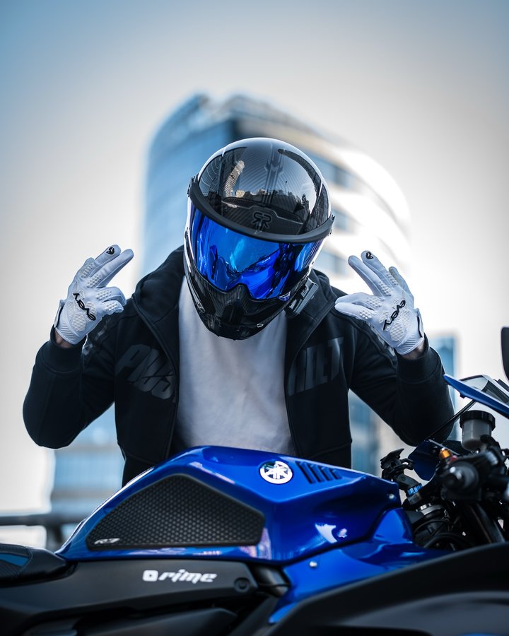 Instagram post by @rime.ig for Ruroc. Caption reads: [...] 
🎨  @rime.ig 

Partnership: 

🪖  @ruroc....