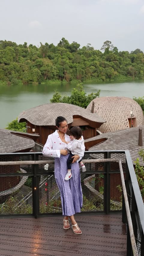 Instagram post by @diana.chan.au for Luxury Escapes. Caption reads: Waking up in the rainforest hits different 🌿

Our....