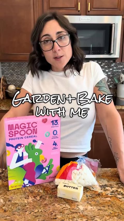 Instagram post by @thatgardenmomma for Magic Spoon. Caption reads: These were so good and the kiddo ate half the tray....
