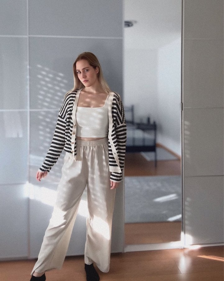 Instagram post by @kathie_bt for SASSYCLASSY. Caption reads: 💌 @sassyclassy 💫 *ad

#sassyclassy.