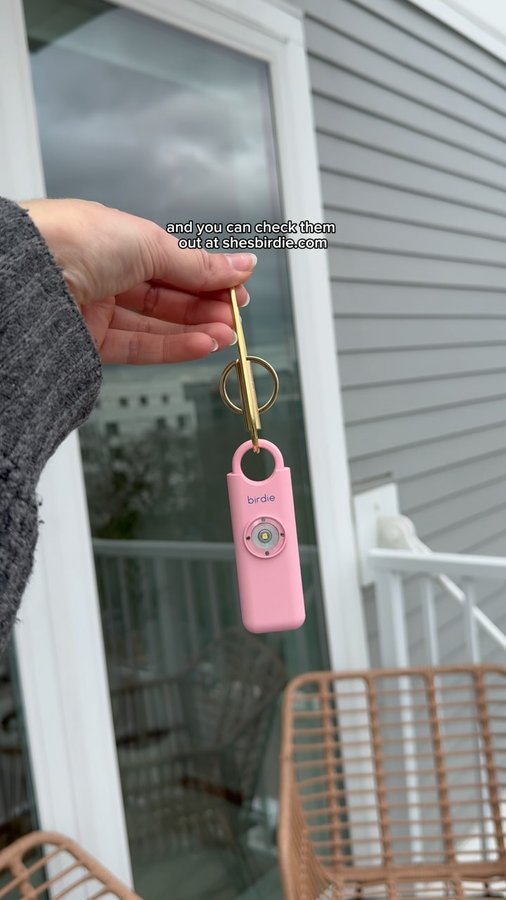 Instagram post by @itserinconfortini for She's Birdie. Caption reads: My evening routine as a girl who wakes up at....