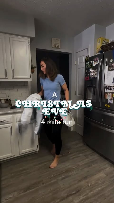 Instagram post by @chrissy.nich.runs for Under Armour Run. Caption reads: A great way to kick off Christmas!! 🎄 4 miles....