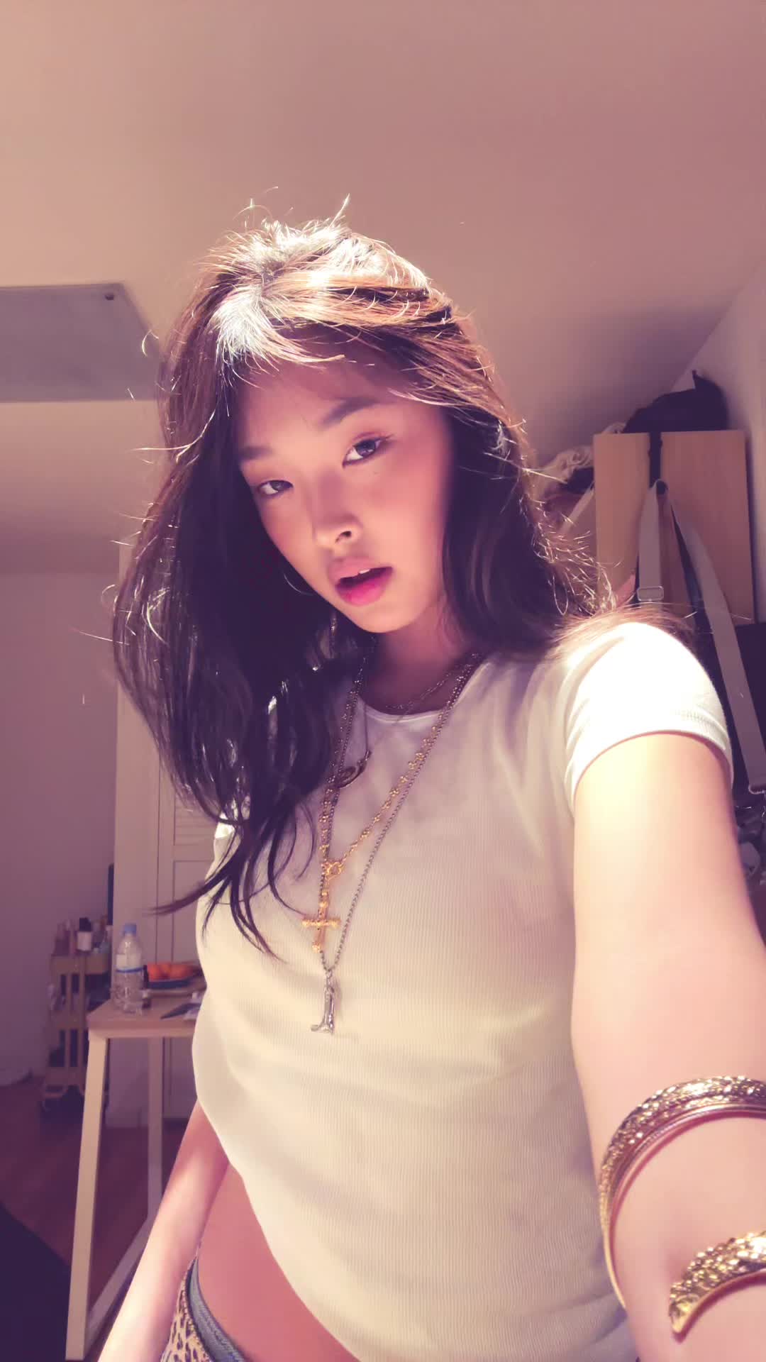 TikTok post by @h.se0_y for LEWKIN. Caption reads: fav jeans from @Lewkin ‼️ code is HSE0_Y #lewkin....